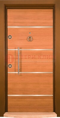 Коричневая входная дверь c МДФ панелью ЧД-11 в частный дом в Петрозаводске
