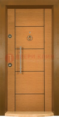 Коричневая входная дверь c МДФ панелью ЧД-13 в частный дом в Петрозаводске