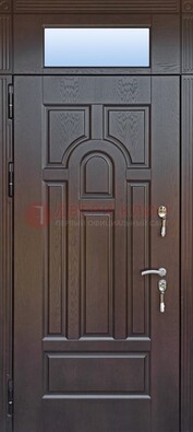 Железная дверь с фрамугой в коричневом цвете ДФГ-22 в Петрозаводске