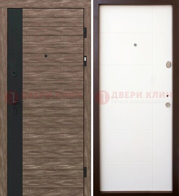 Коричневая входная дверь с черной вставкой МДФ ДМ-239 в Петрозаводске