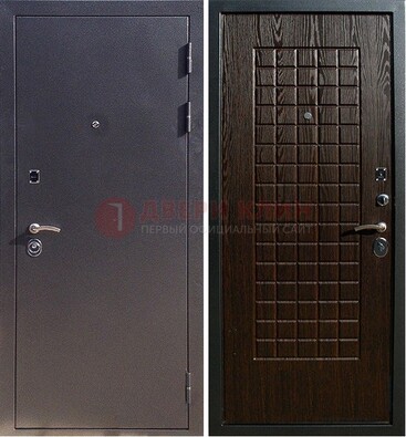 Серая металлическая дверь с порошковым напылением ДП-153 в Петрозаводске