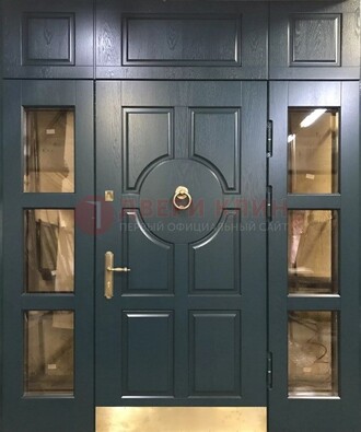 Стальная парадная дверь ДПР-64 со стеклопакетом в Петрозаводске