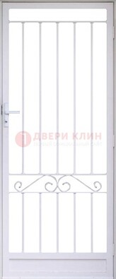 Белая стальная решетчатая дверь с волютами ДР-30 в Петрозаводске