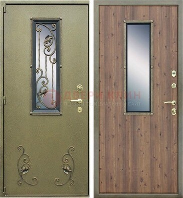 Офисная железная дверь со стеклом и ковкой ДСК-44 в Петрозаводске