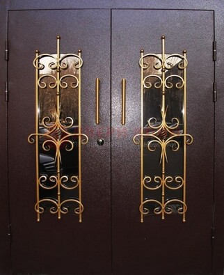 Металлическая дверь с ковкой и остеклением ДСК-49 в Петрозаводске
