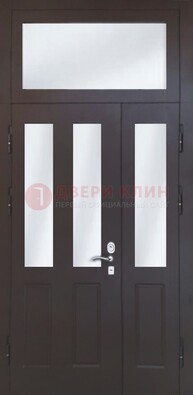 Черная тамбурная дверь со стеклянными вставками ДТМ-38 в Петрозаводске