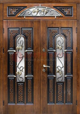 Входная двухстворчатая дверь с виноритом и ковкой ДВТ-183 в Петрозаводске