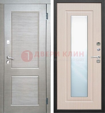 Светлая металлическая филенчатая дверь и МДФ Белый дуб с зеркалом ДЗ-104 в Петрозаводске