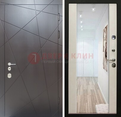 Железная коричневая дверь со светлой МДФ внутри и зеркалом ДЗ-125 в Петрозаводске